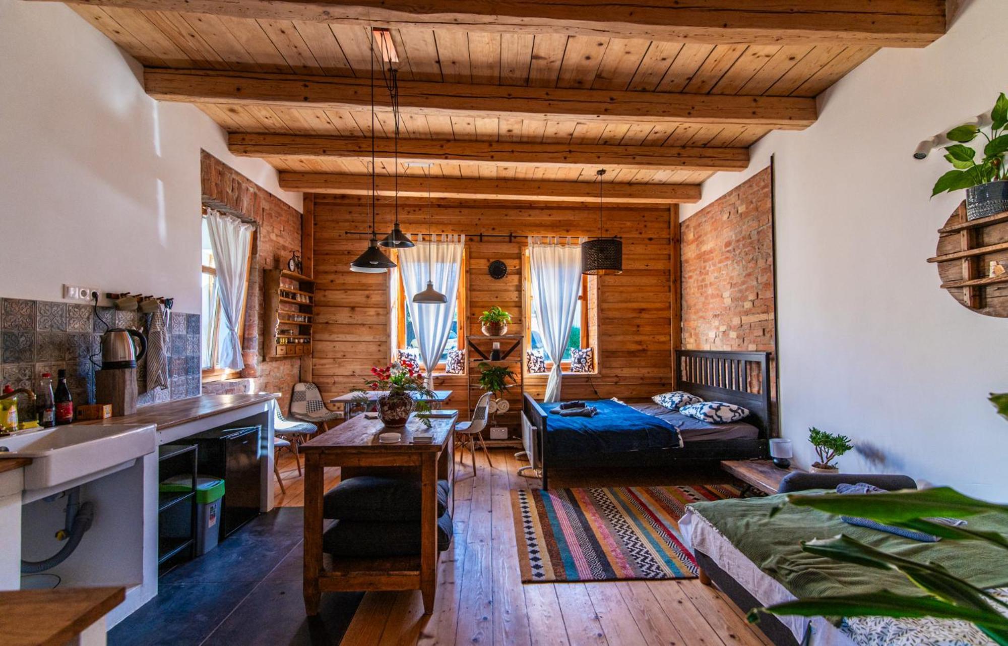 Minifaktura Loft Apartman & Reggelizo Es Etelbar Szokolya Extérieur photo