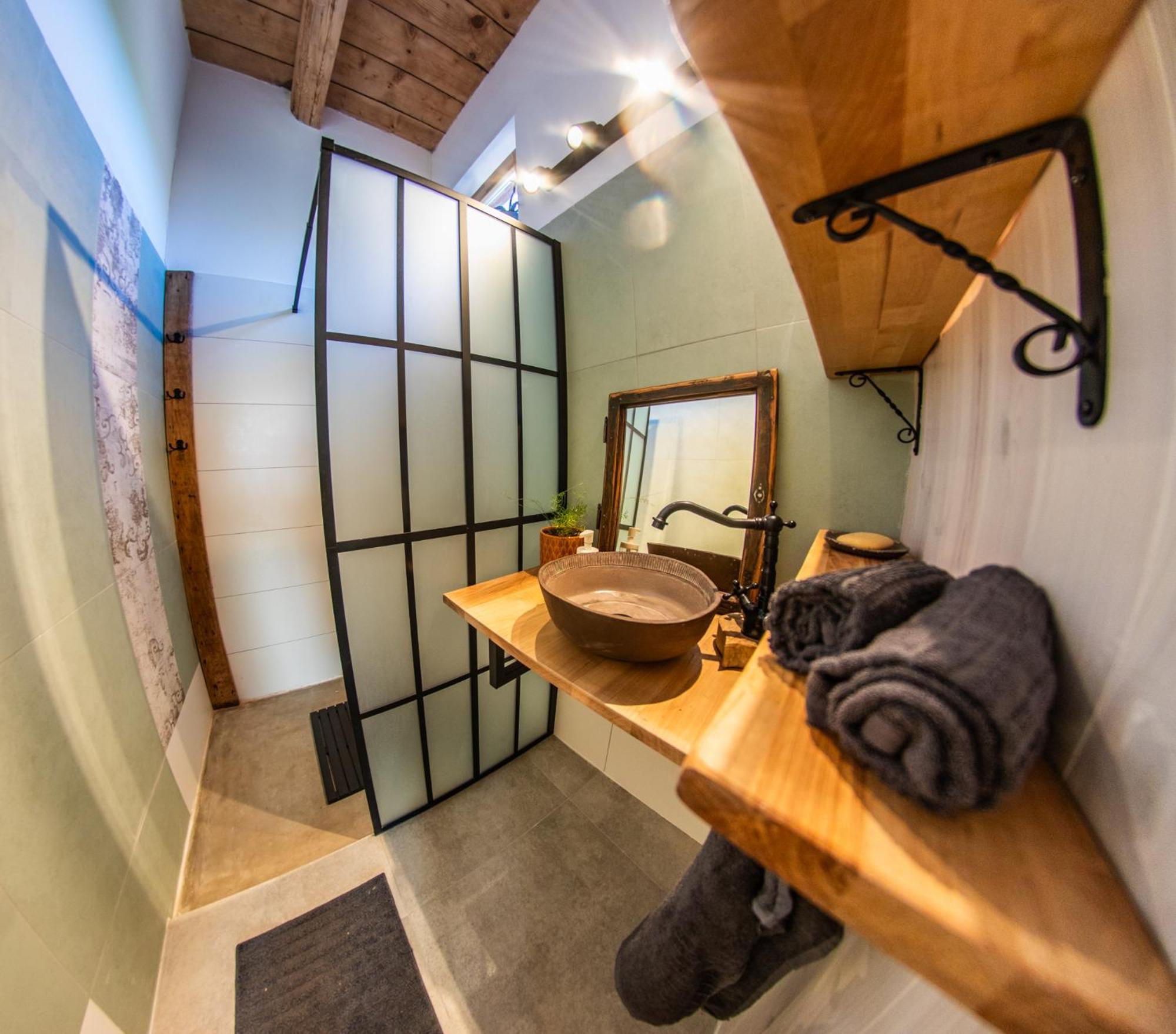 Minifaktura Loft Apartman & Reggelizo Es Etelbar Szokolya Extérieur photo